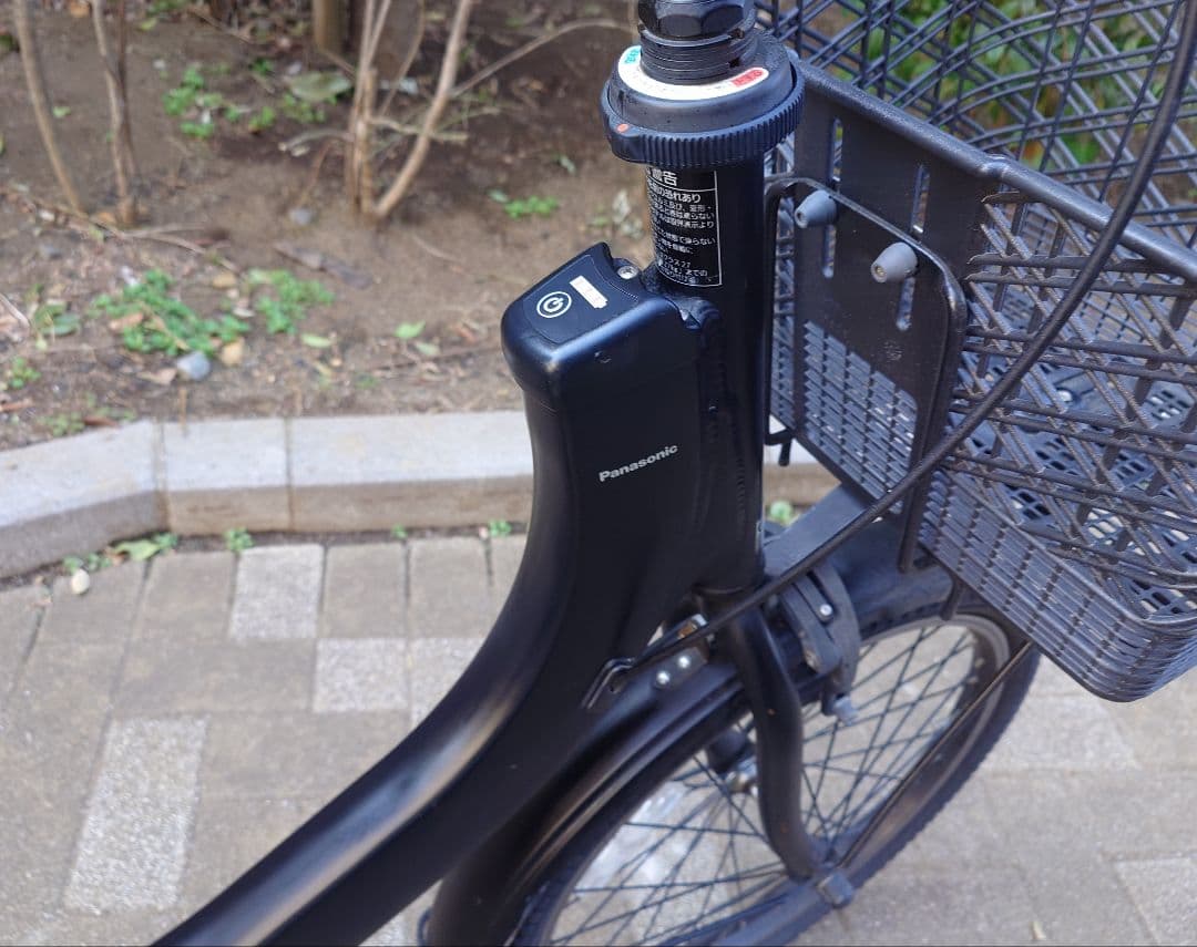 【パナソニック】2022年モデル 電動自転車 （BE-ELSW013B）