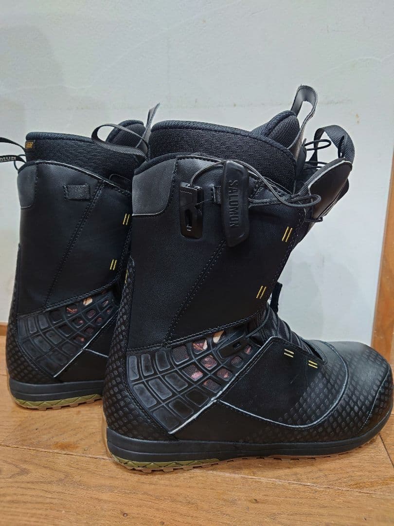 SALOMON DIALOGUE サロモン　27.0cm