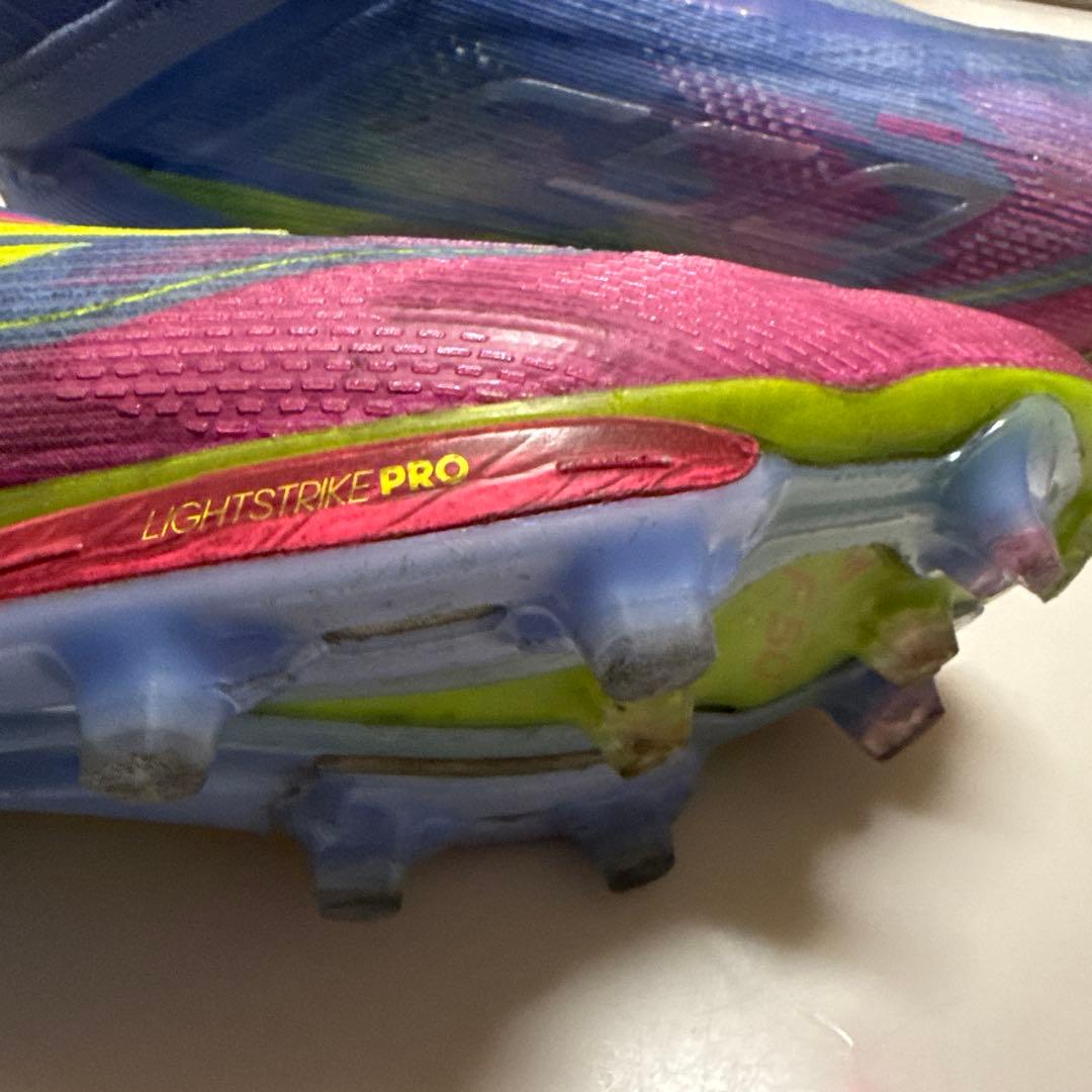 サッカーシューズ F50 天然芝用 訳あり