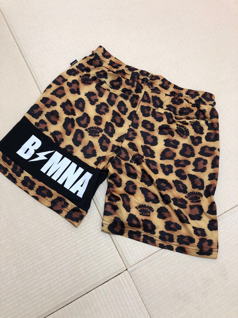 美品 バスマニア Leopard Logo UVラッシュショーツ Mサイズ