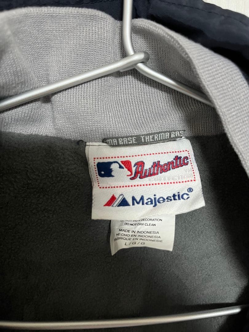 Majestic NEWYORK Yankees ジャケット L ネイビー