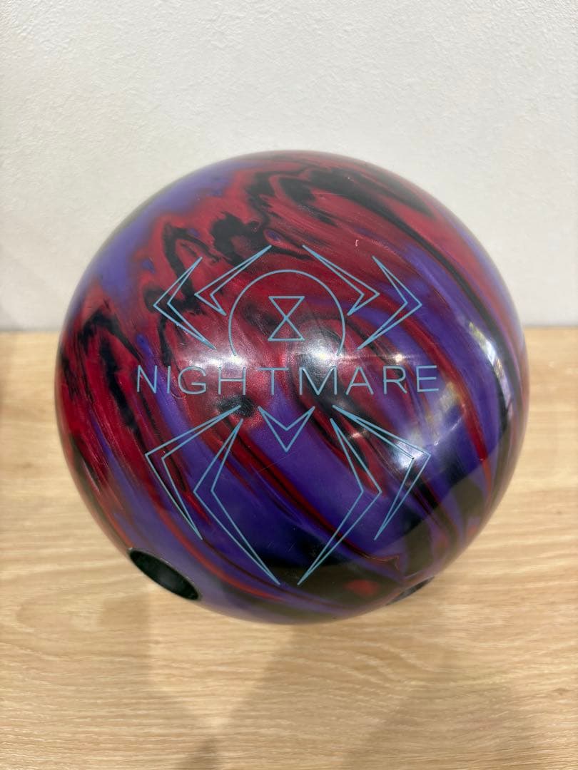 BLACK WIDOW NIGHTMARE ボウリングボール 14lb