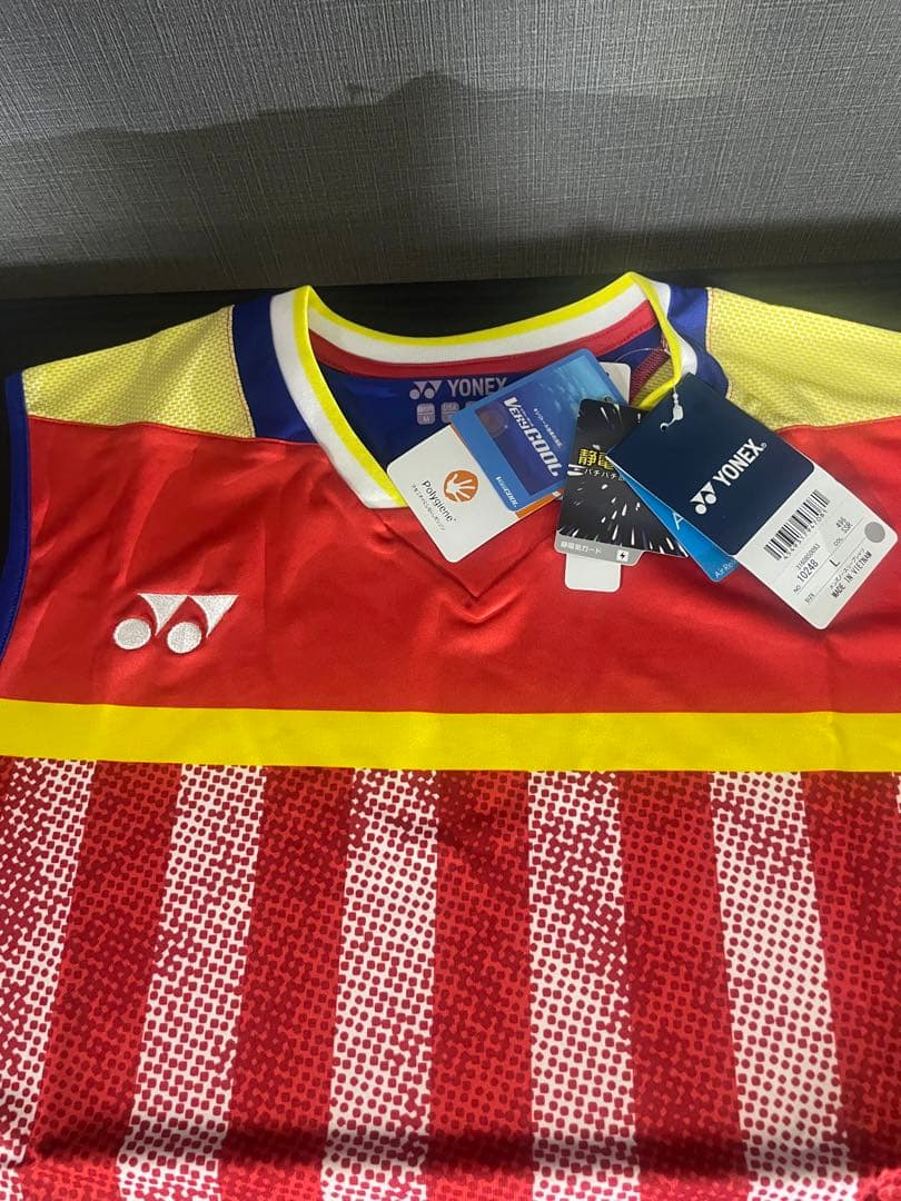 カン　リーチョンウェイ選手モデル　YONEX バドミントンシャツ Lサイズ
