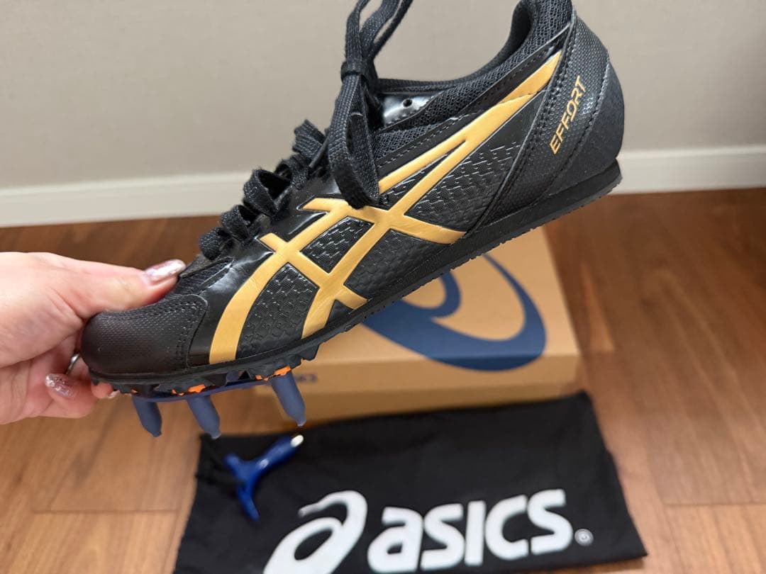 ASICS EFORT スパイクシューズ ブラック/ゴールド