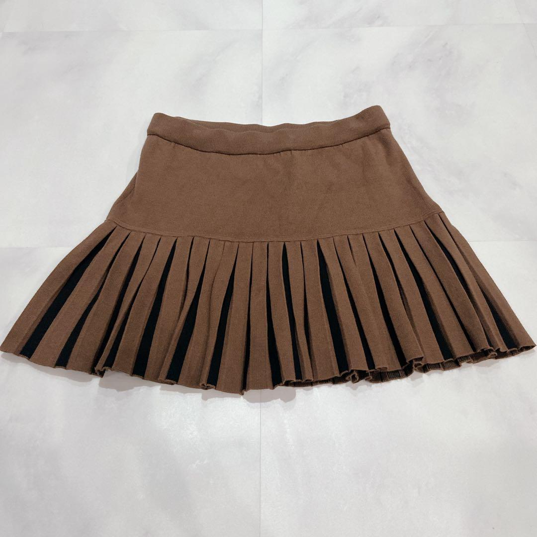 ニューバランス ゴルフスカート サイズ1 M 極美品 ブラウン