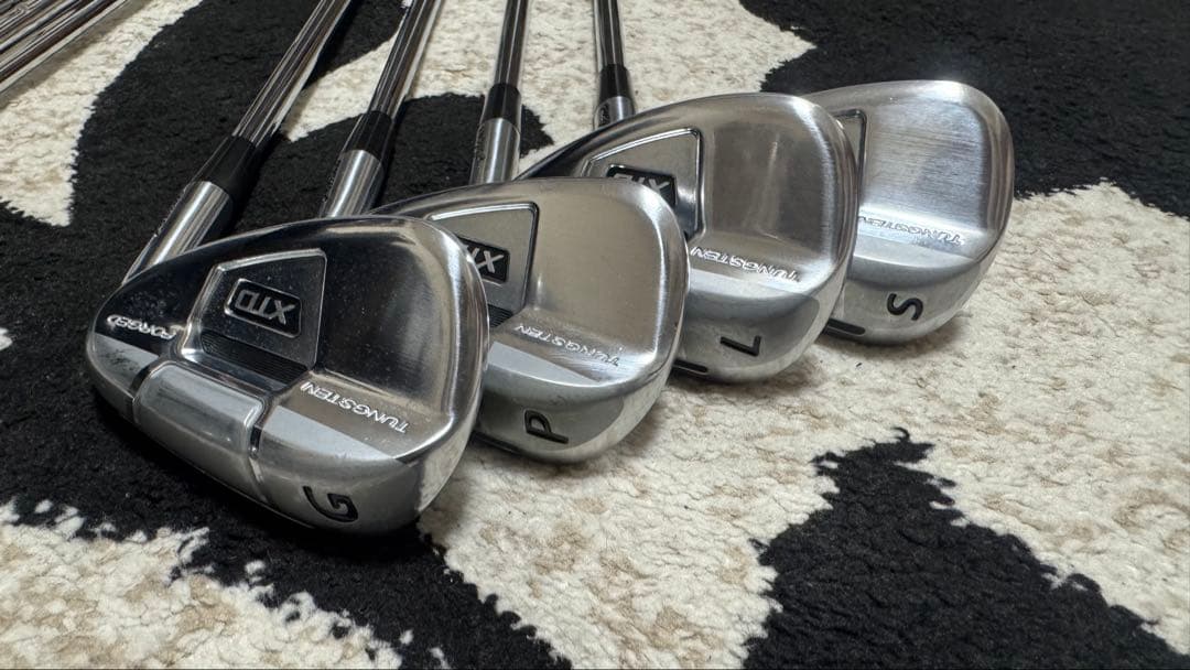 Adams アダムス XTD アイアンセット　ウッド付き