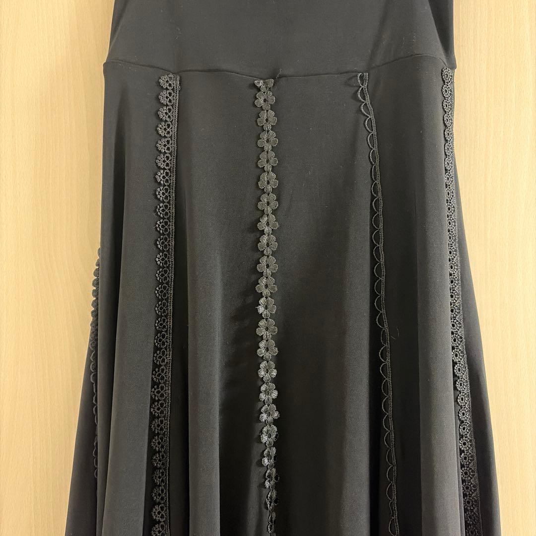 『アトリエあいあい』　ファルダ　黒