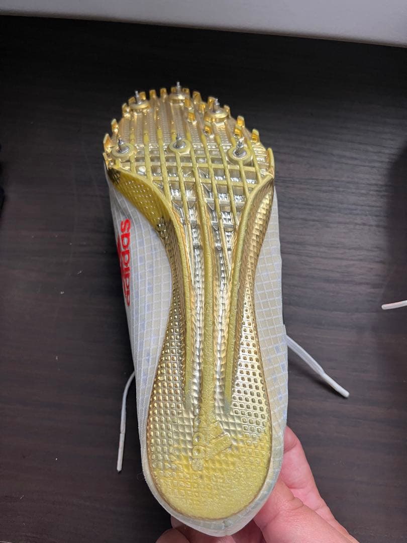 期間限定2000円オフ　adidas ADIZERO フィネス　25.５センチ