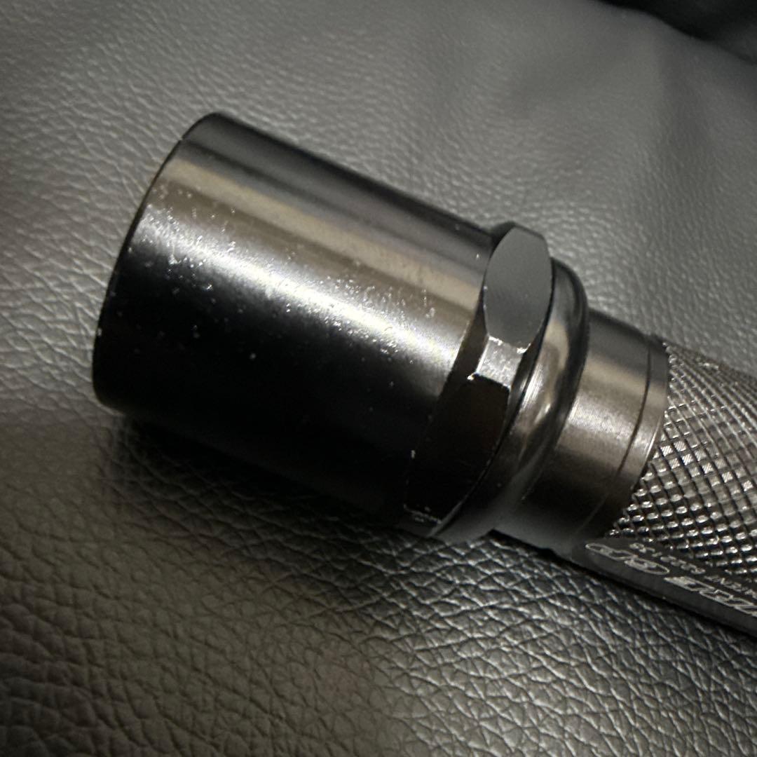 SUREFIRE シュアファイア 6P オリジナル　キセノン　フラッシュライト