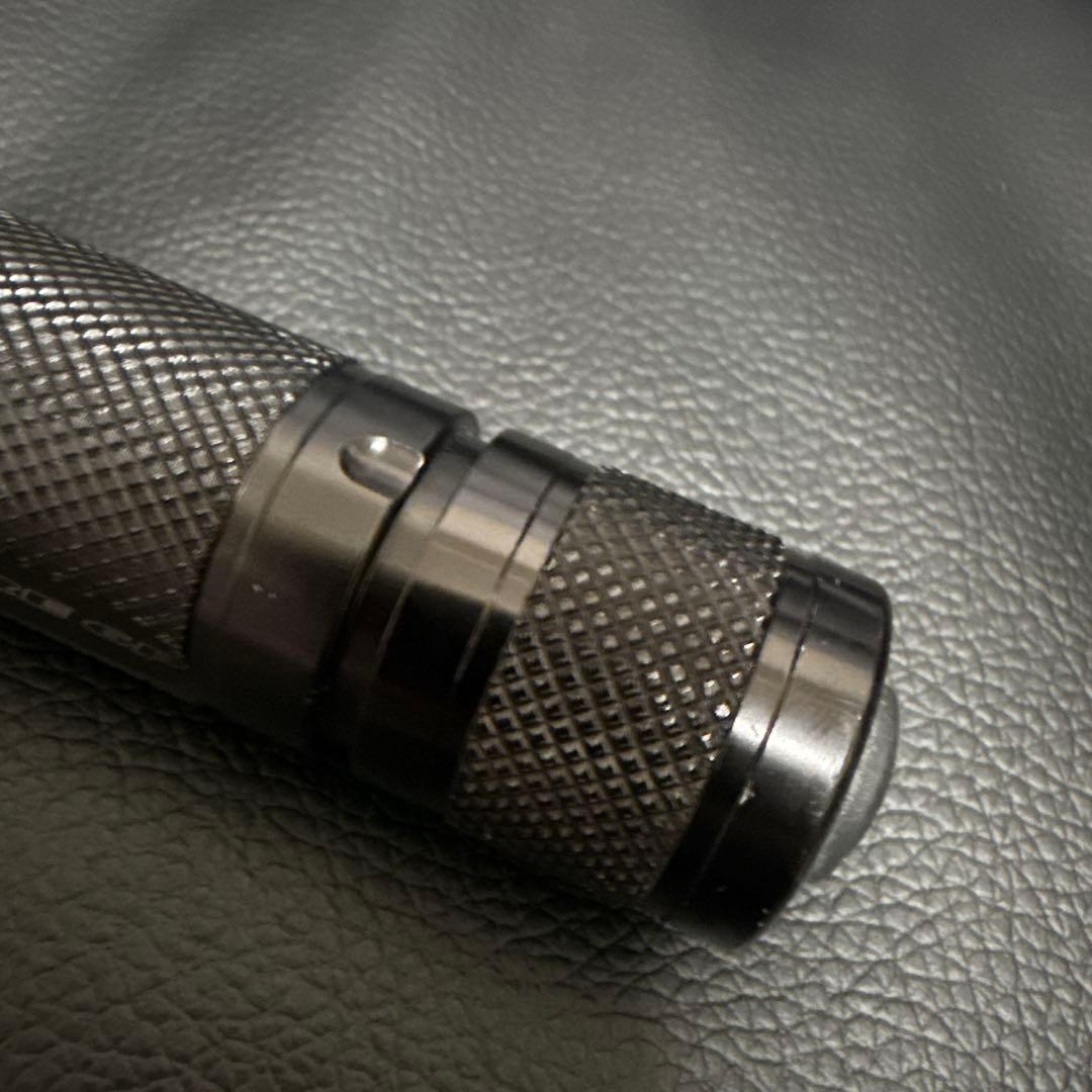 SUREFIRE シュアファイア 6P オリジナル　キセノン　フラッシュライト