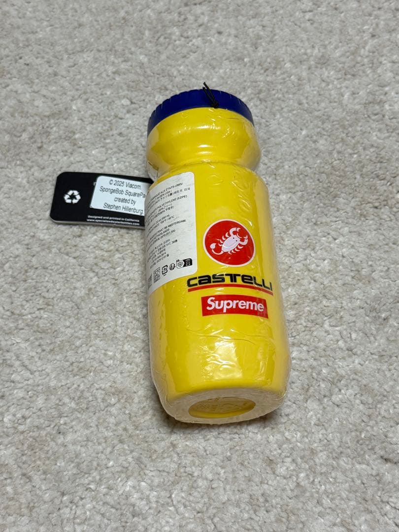 supreme スポンジボブ　ボトル