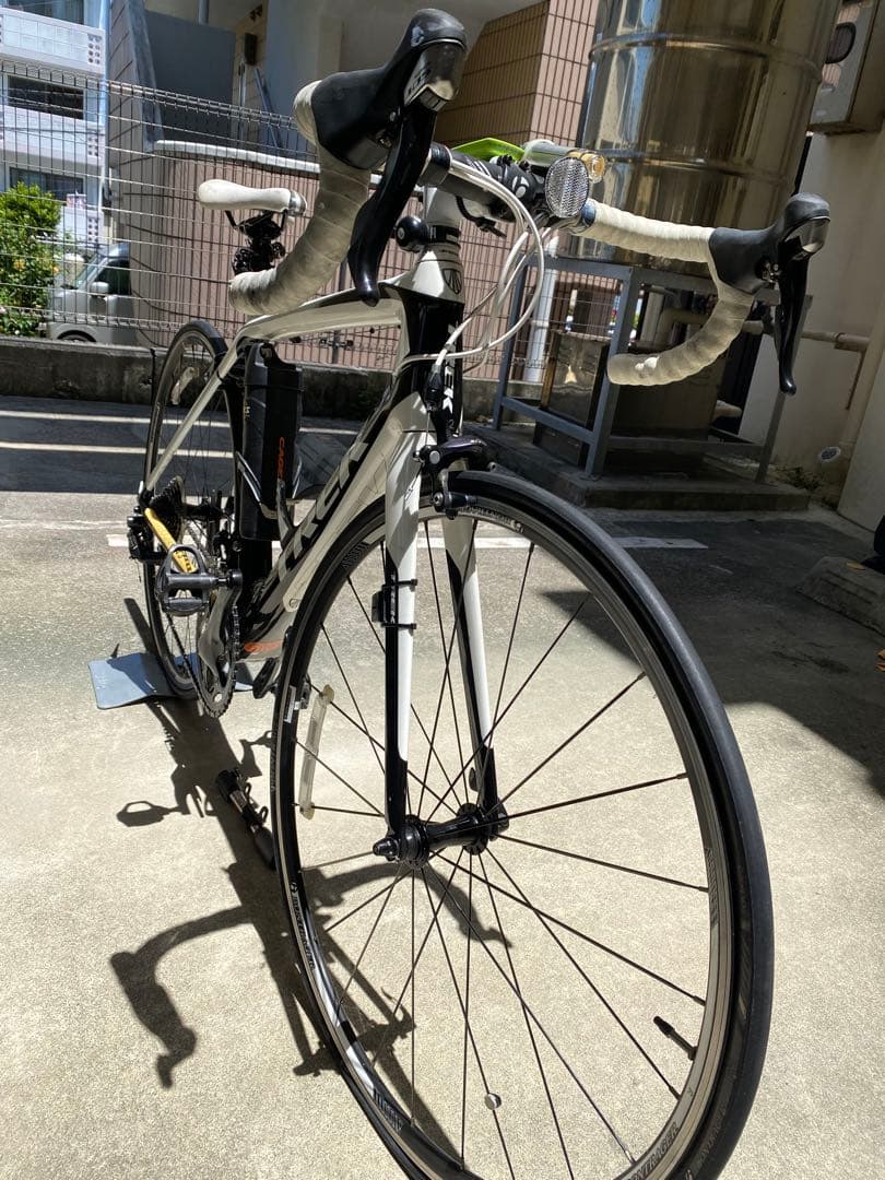 TREK ロードバイク ブラック/ホワイト