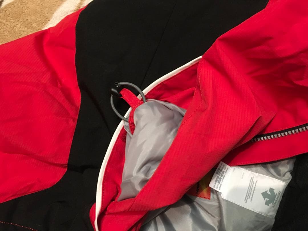 DESCENTE スキーウエア 男女　上下、身長145〜155