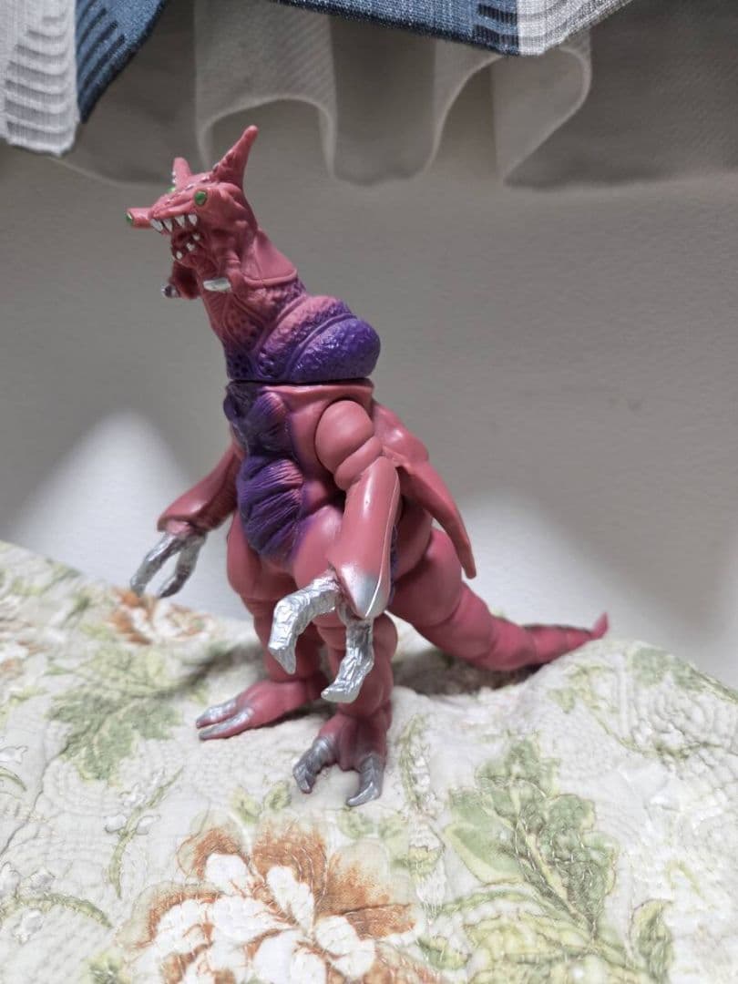 ウルトラマンダイナ 怪獣 クローンシルドロン ソフビ 交渉可