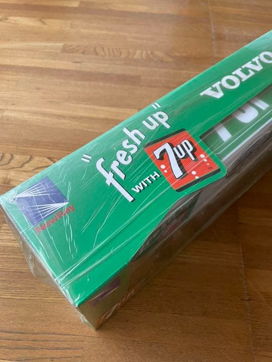 7up VOLVO (1:32)トレーラー