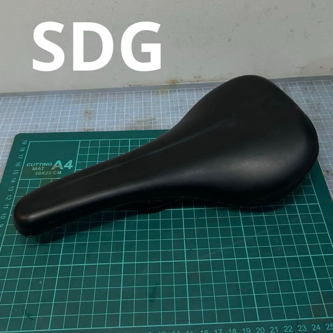 SDG BEL-AIR V3 サドル