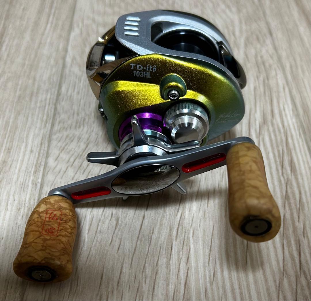 中古品 メガバス x アイズファクトリー x ダイワ TD-ito 103HL