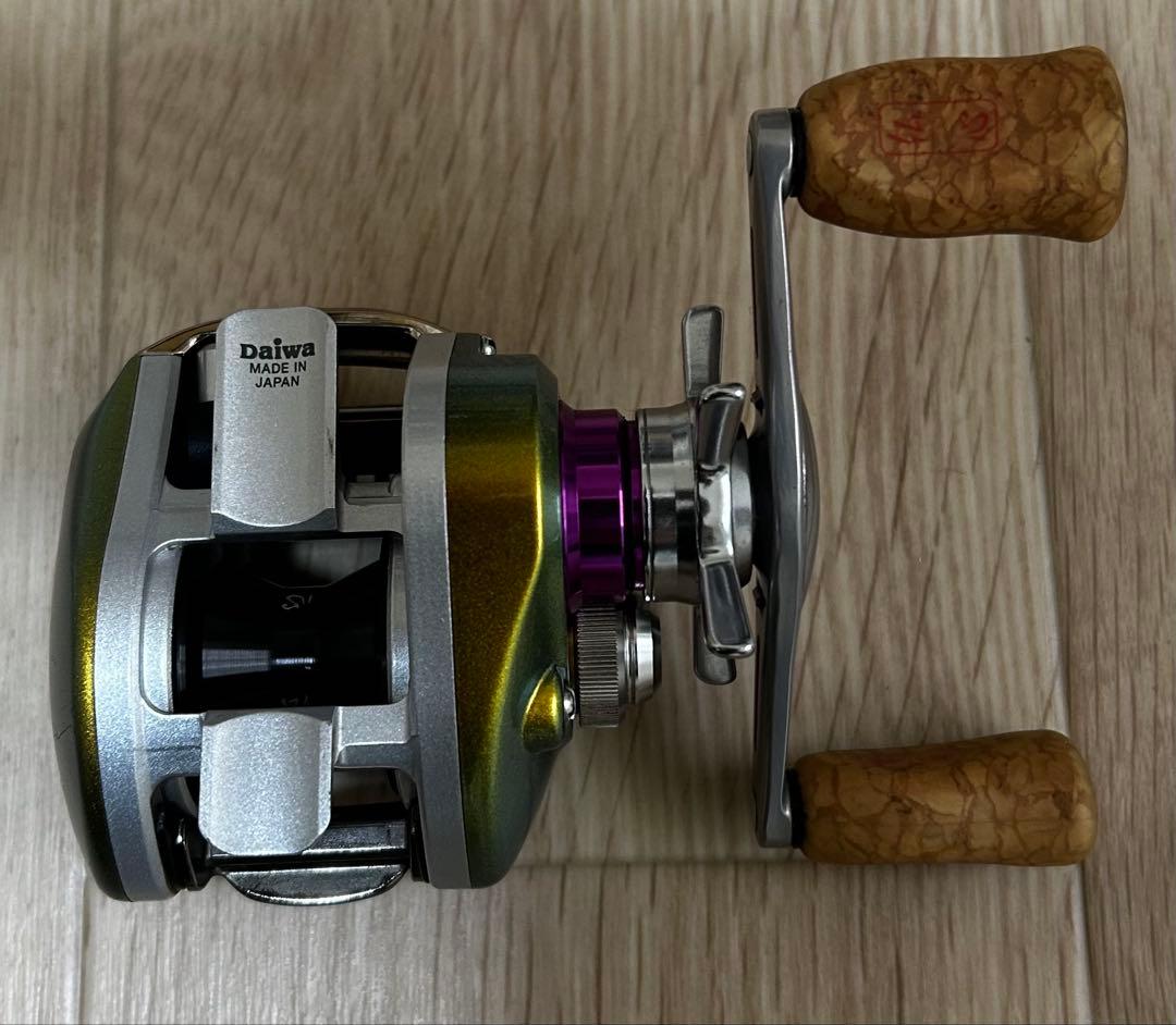 中古品 メガバス x アイズファクトリー x ダイワ TD-ito 103HL