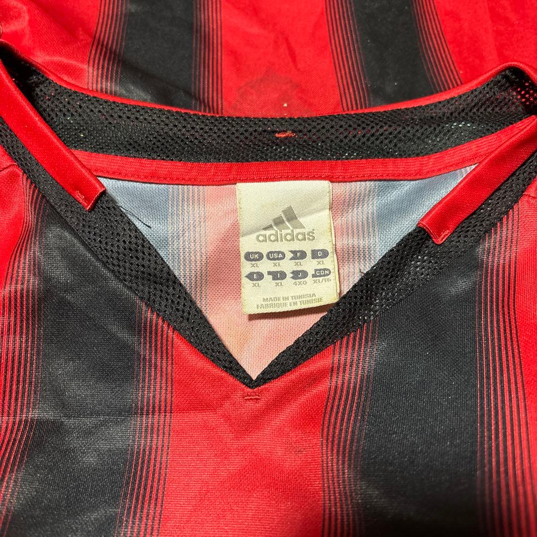 サッカーウェア。ピルロ選手。ロゴマーク傷みあり