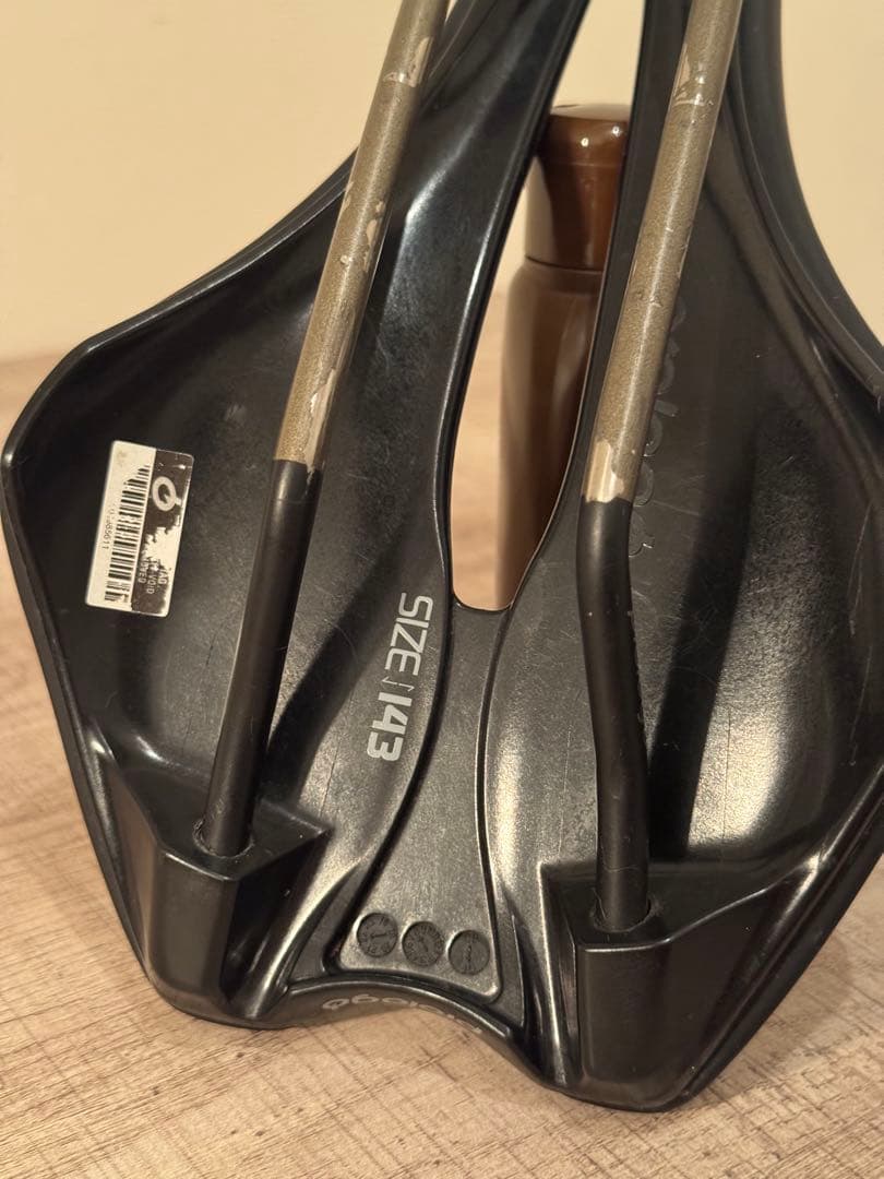 Prologo Dimension TRI Tirox 143 サドル