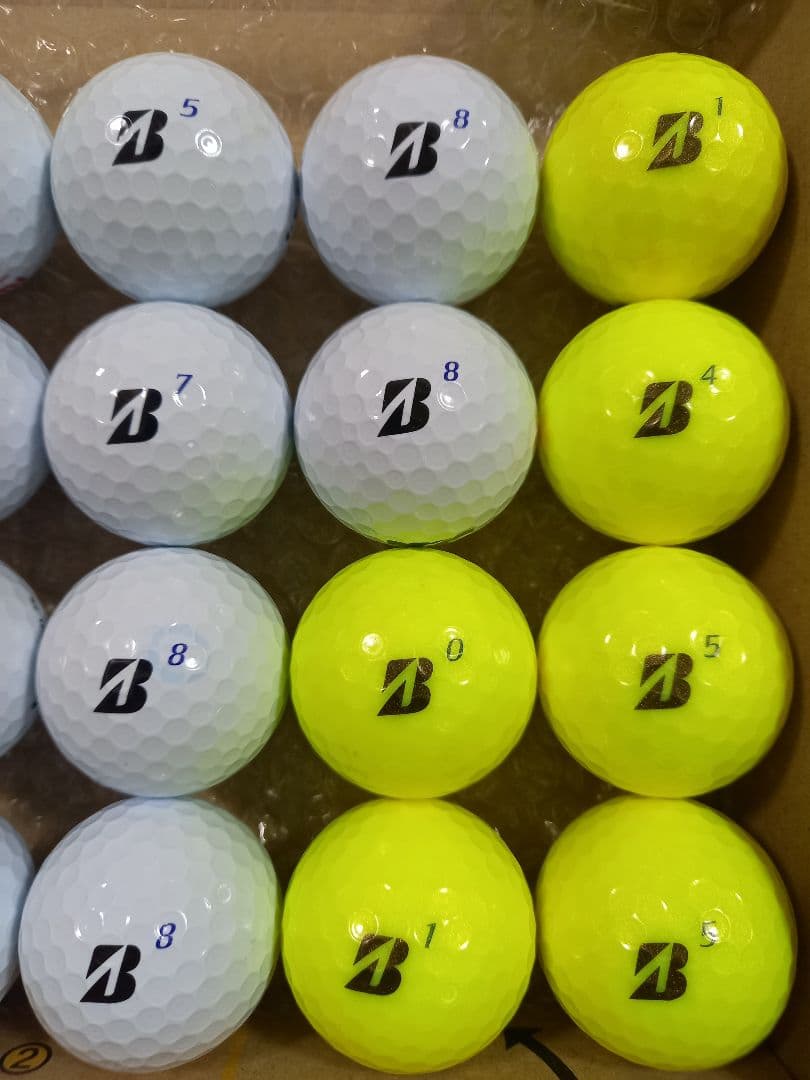 美品ブリヂストンTOUR B XS ロストボール　24球