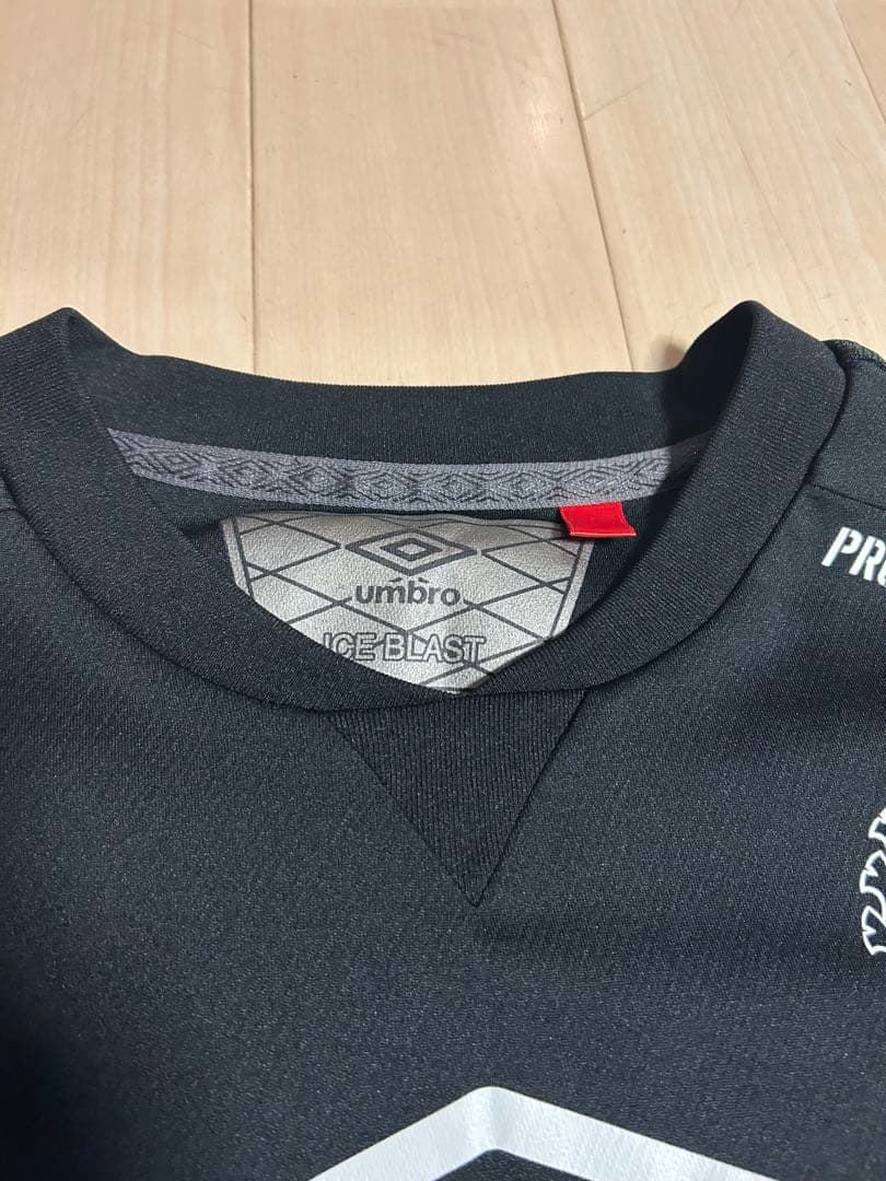 ガンバ大阪　支給品　umbro ☆美品☆