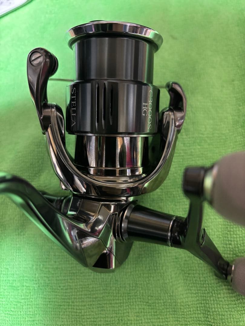 シマノ 22ステラ C3000SDHHG スピニングリール STELLA 美品