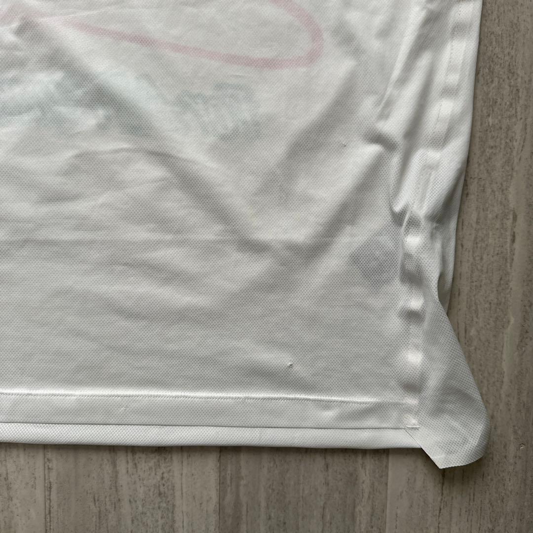 OnパフォーマンスTシャツ　限定品