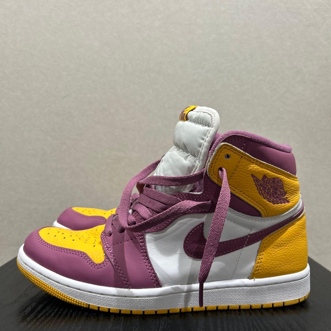 シューズ(男性用) NIKE AIR JORDAN 1 HIGH yellow purple