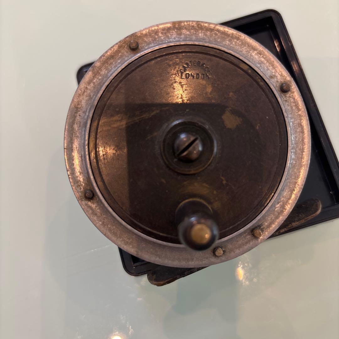 エ*ン様 アンティークフィッシングリール 1910年イギリス製