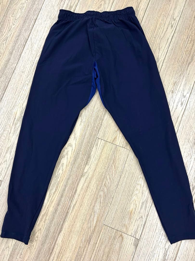 ATHLETA ピステ上下セットアップ Mサイズ
