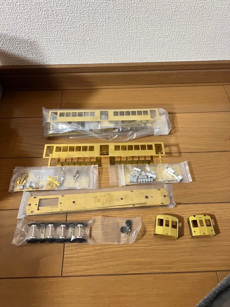 タ*イ様 近鉄6421系 車体キット 台車床下器具付2輌セット　ジャンク