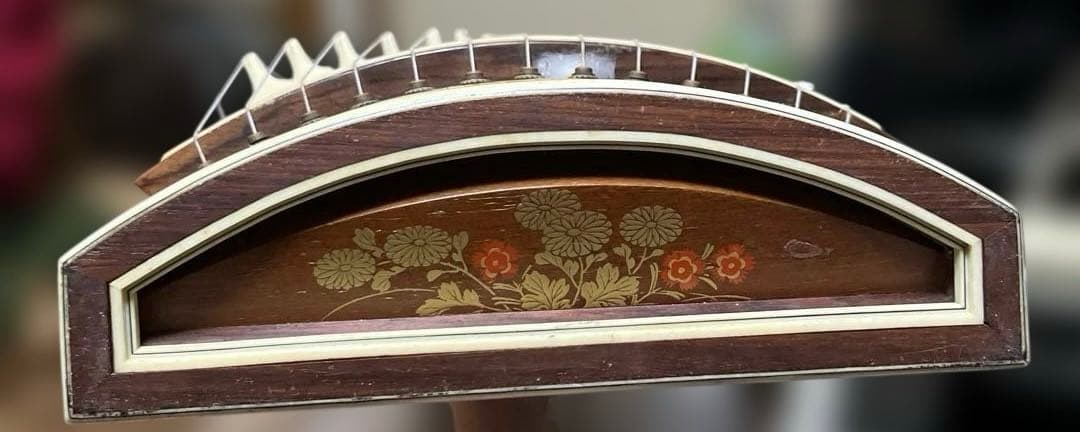 お琴 十三弦 和楽器 箏 並甲 すだれ彫り 琴柱付き 六尺箏
