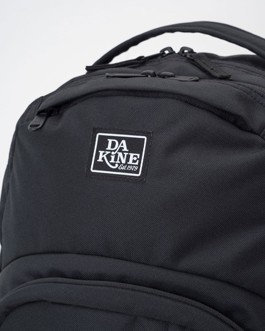 新品 ダカイン リュック 33L 黒 DAKINE