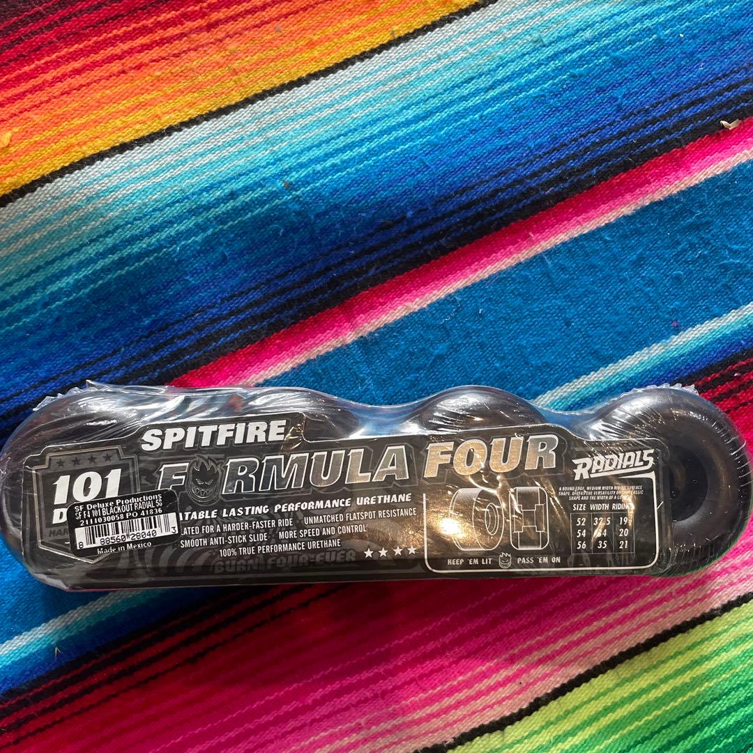 スケートボード Spitfire Formula Four 58mm101a Radial