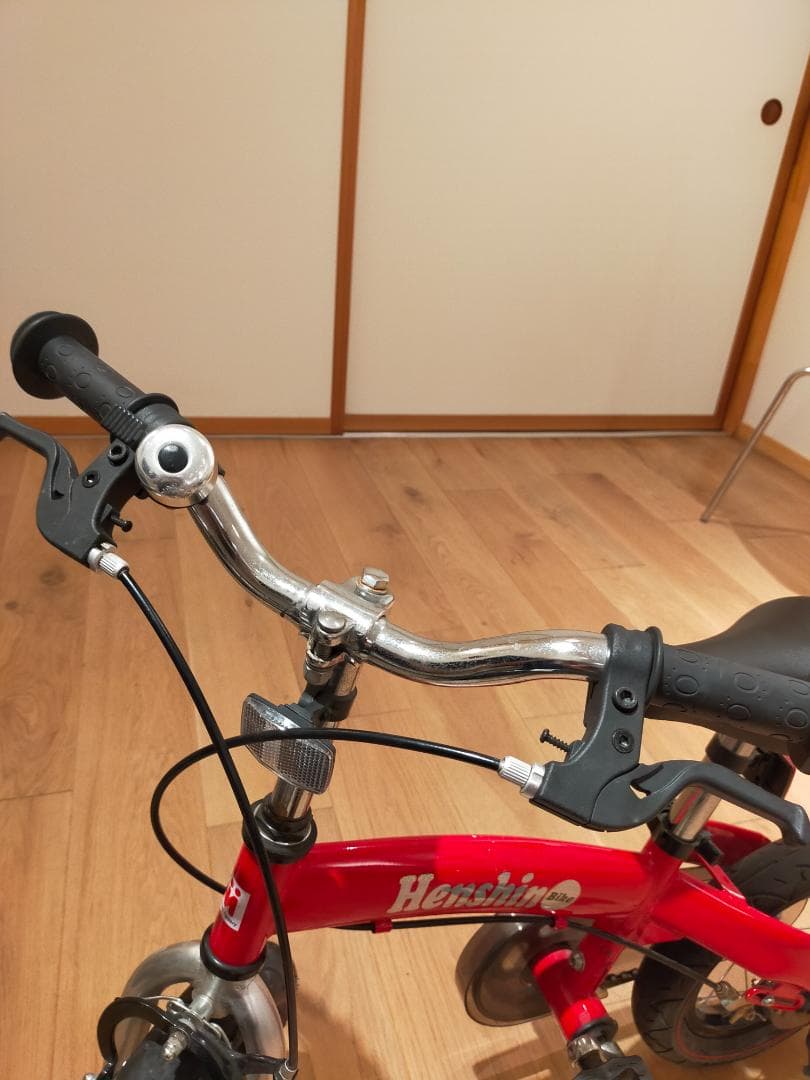 へんしんバイク 12インチ Henshin Bikeレッド スタンド付