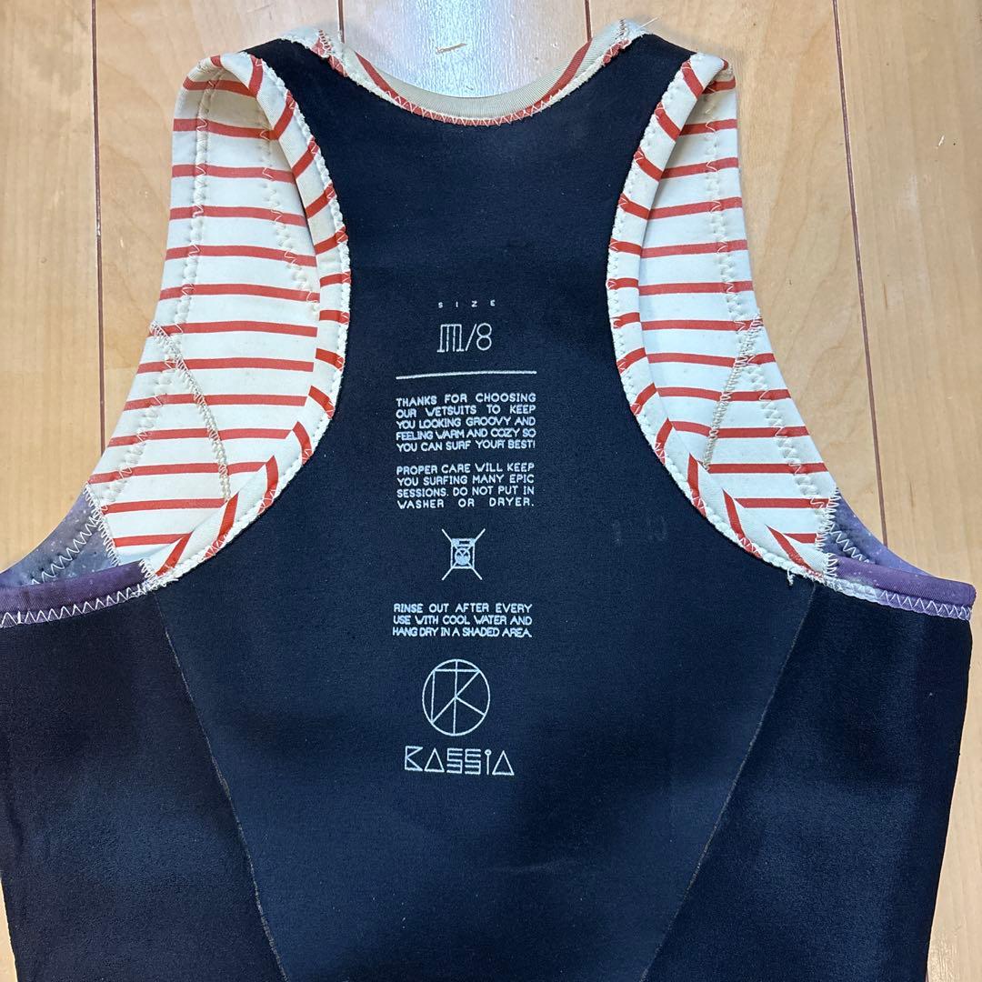 KASSIA SURF（カシア サーフ） ノースリーブショートスプリング2mm