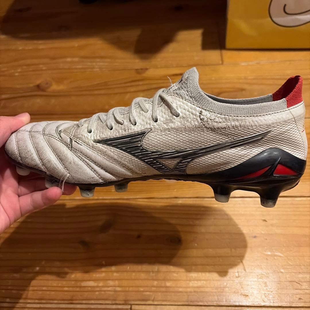 Mizuno モレリアネオ4ベータ 25.5cm