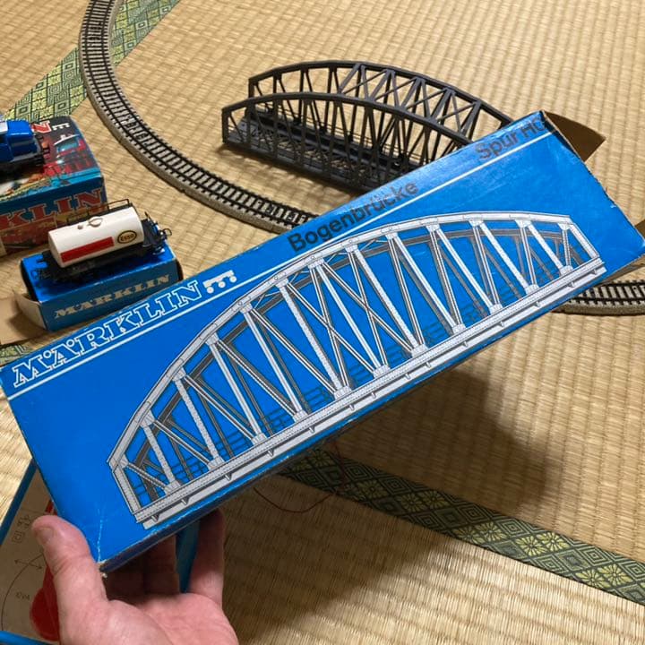 メルクリン　HOスターター&線路セット&ディーゼル3078 （ESSO付き）