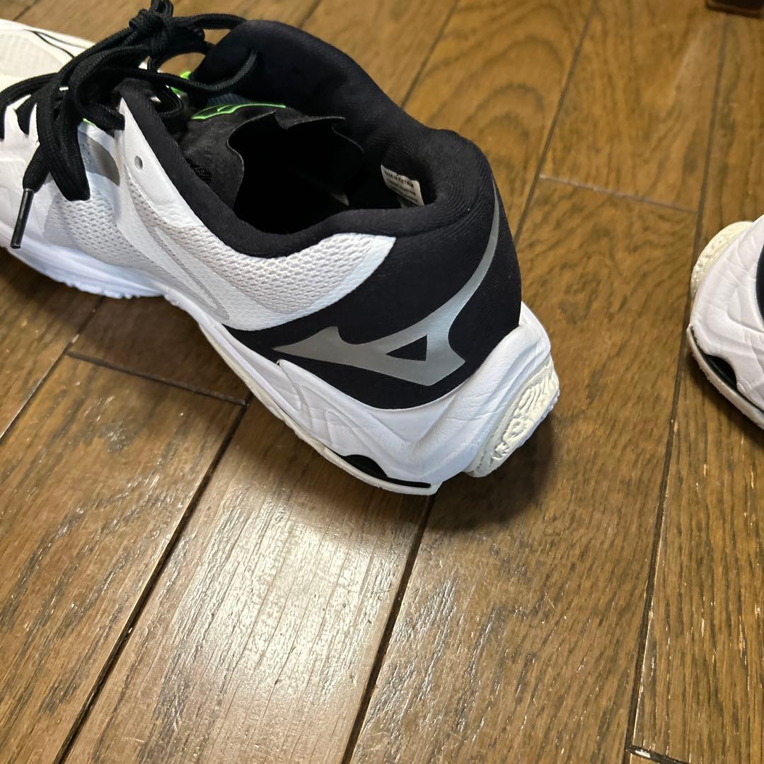 Mizuno バレーボール　ウエーブライトニング Z8 WIDE 27cm