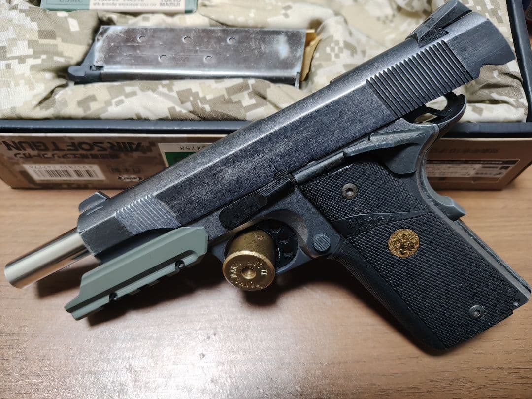 中古東京マルイガスブローバックハンドガン　コルトガバメントMEU塗装カスタム品