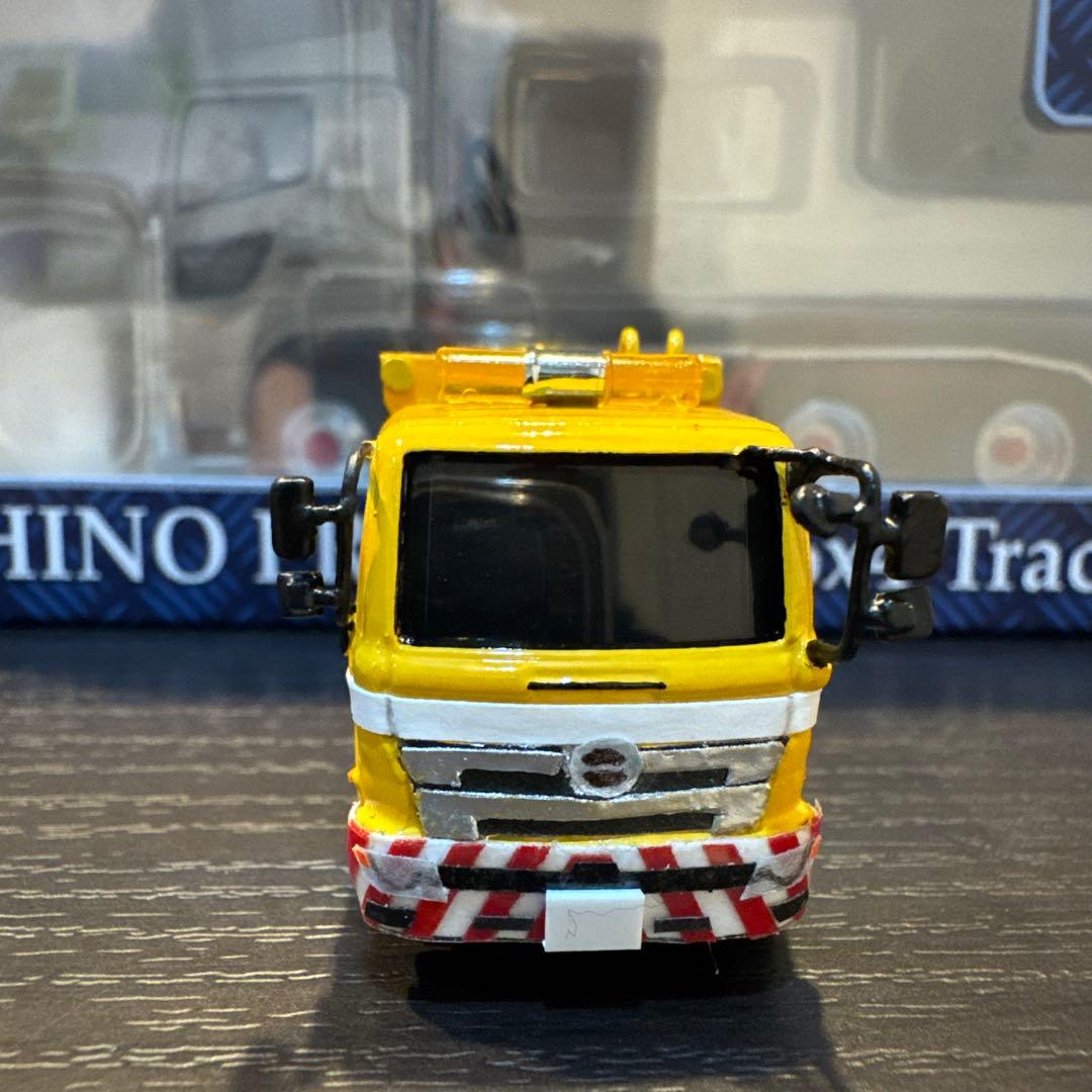 けんさん　散布車