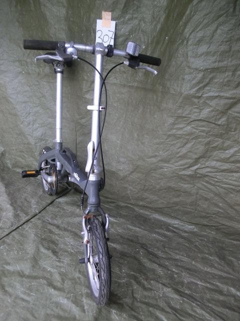 307：OUTRUNK 折りたたみ自転車　ジャンク　引取限定：埼玉県所沢市