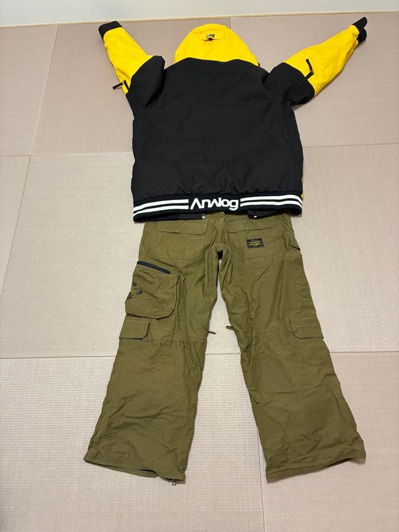 アナログ　スノーボードウェア ジャケット パンツ 上下セット　M