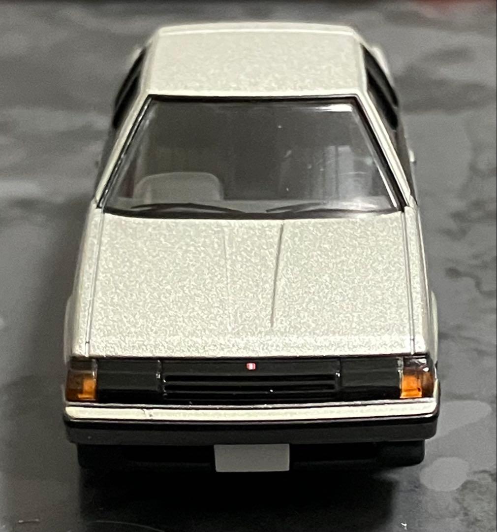 トミカリミテッドヴィンテージネオ　トヨタ　セリカ　1600GT-R シルバー