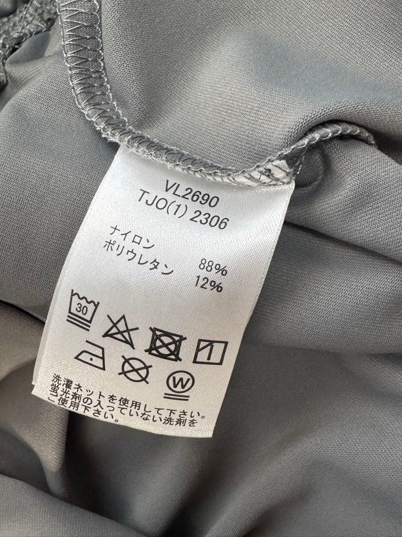 【新品未使用タグ付き】FILA テニスウェア XLサイズ グレー レディース