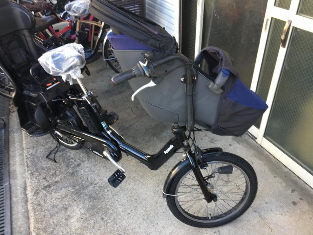 地域限定送料無料　ギュットミニ　13,2AH　三人乗り　黒　神戸市　電動自転車