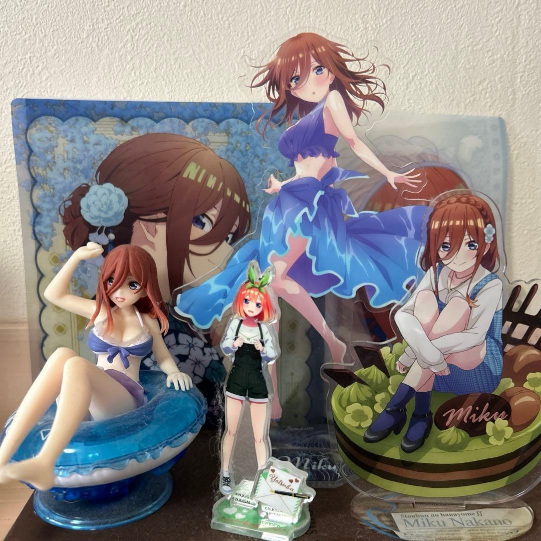 五等分の花嫁　アクリルスタンド　フィギュアなどまとめ売り