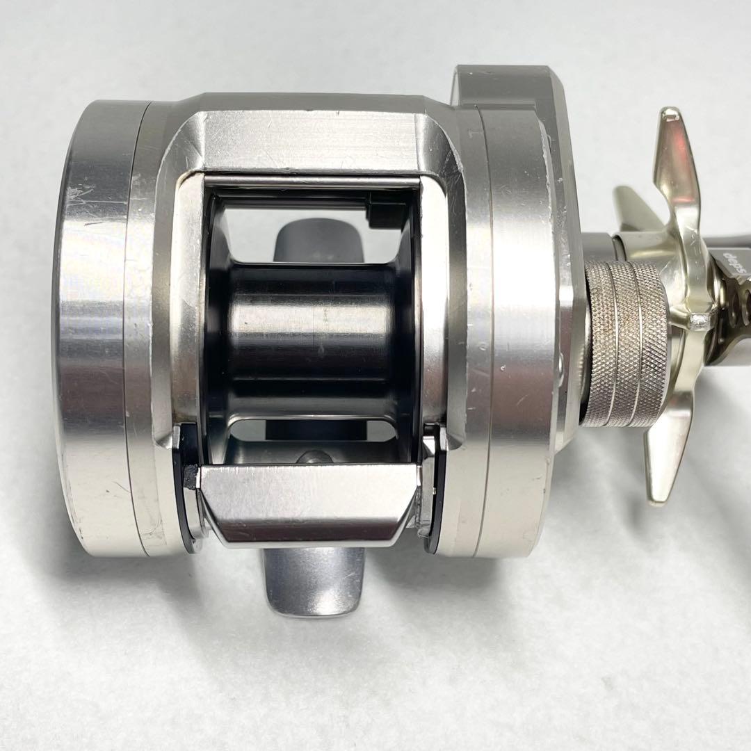 DAIWA RYOGA 2020H deps ナックルアームハンドル付き