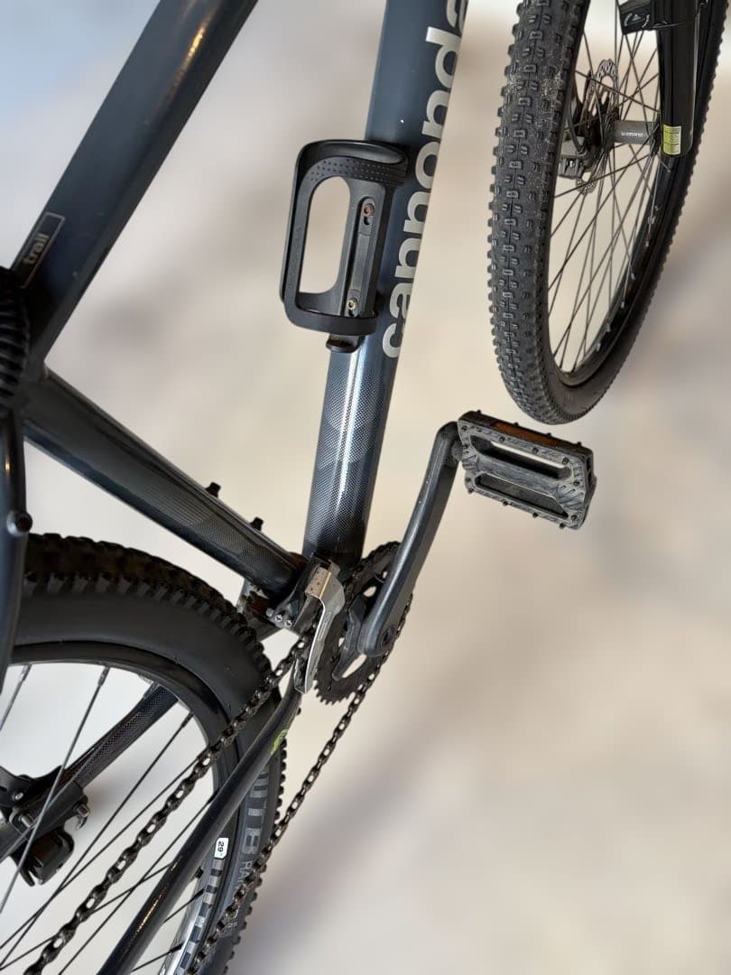 Cannondale トレイル6 カスタム仕様　引取限定